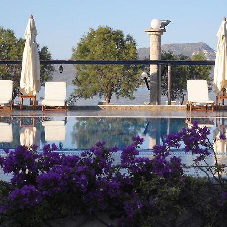 Lagada Beach Economy Hotel Adamantas Eksteriør billede