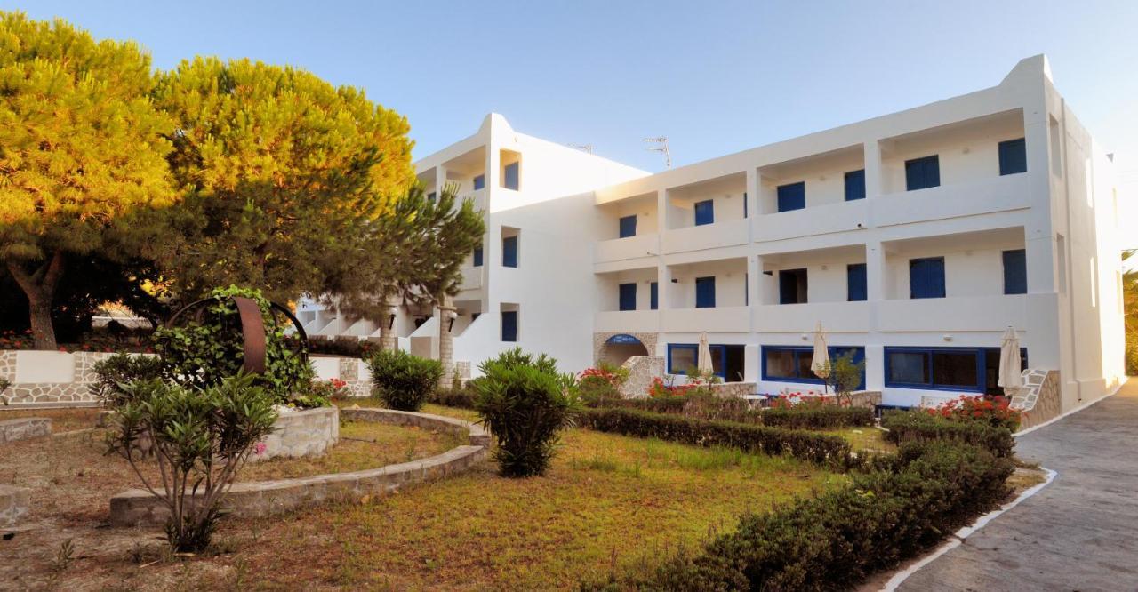 Lagada Beach Economy Hotel Adamantas Eksteriør billede